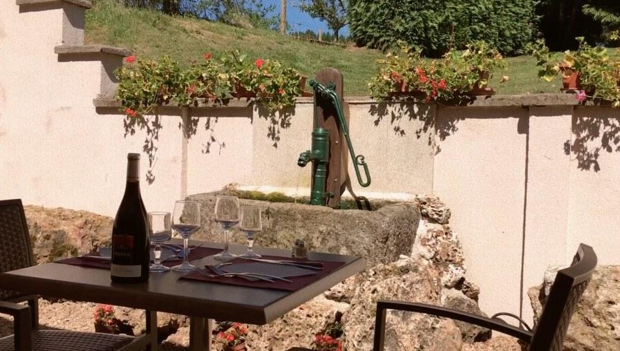 Hotel La Clairiere Chambon-sur-Dolore Bagian luar foto